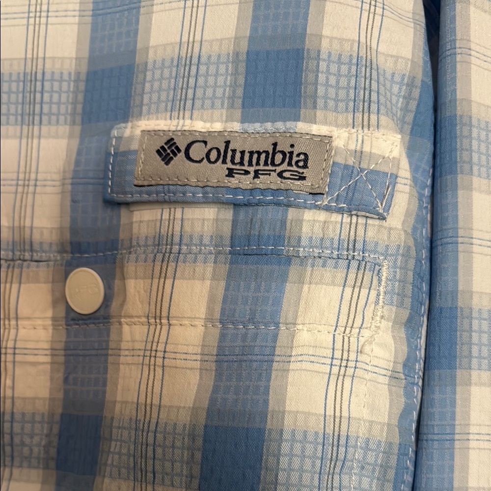 Columbia PFG UNC Button Down Shirt - Picture 4 of 6